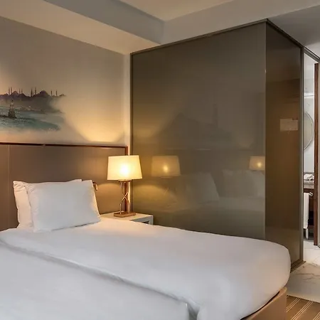 Lionel Hotel 5*