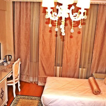 Отель Alyon Taksim