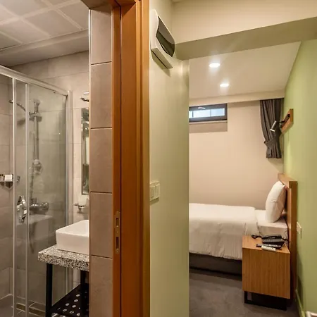 Bram Hotel 3*