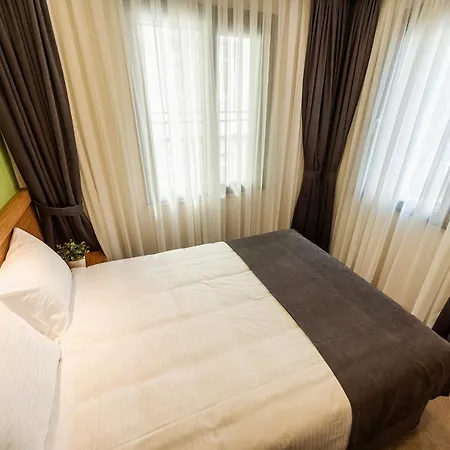 Otel Bram 3*