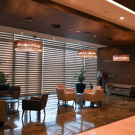 Mercure West & Convention Center 5* İstanbul