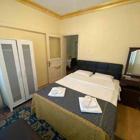 Abella Hotel 3*