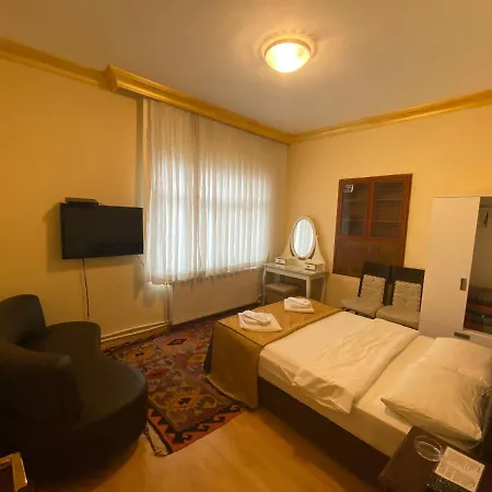 Abella Hotel 3*