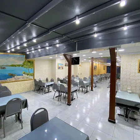 Grand Oral Hotel 3*