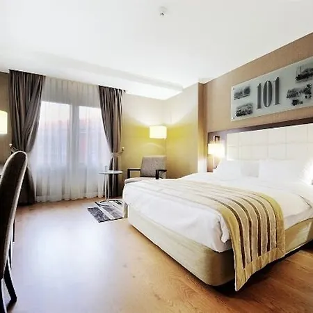Kent Hotel 4*