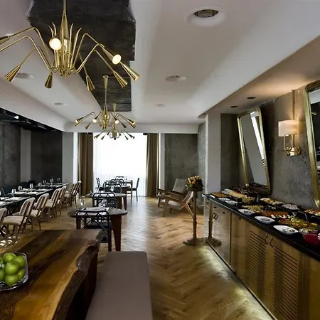 Otel The Cettia