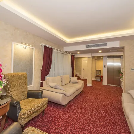 فندق لور 3*