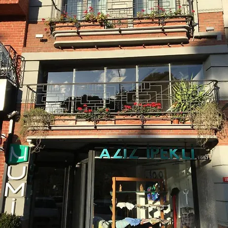 Hotel Numi 4*