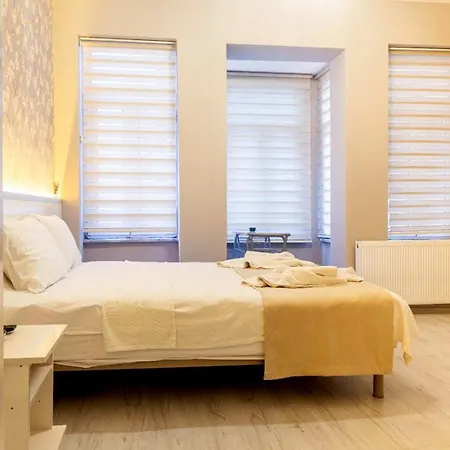Hotel La Casa De Taksim 2*