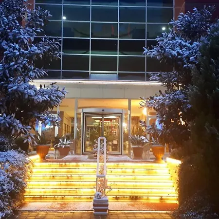 Ekinci 4*
