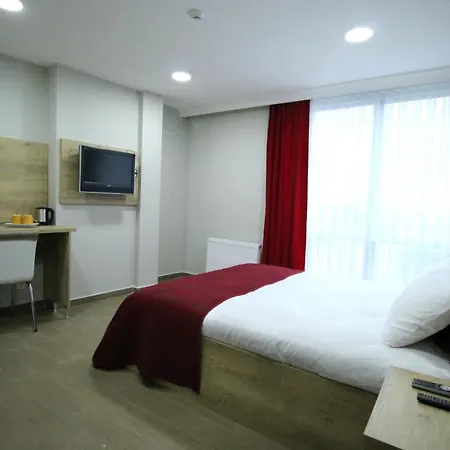 Joı Suıtes&hotels Otel 3*