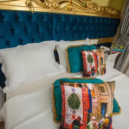 Ξενοδοχείο Atlantis Royal 3*