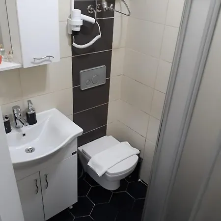 Pera Aparthotel