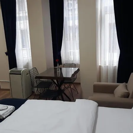 Pera Aparthotel