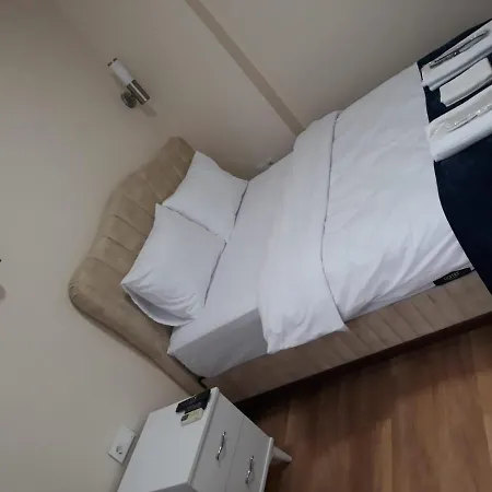 Pera Aparthotel