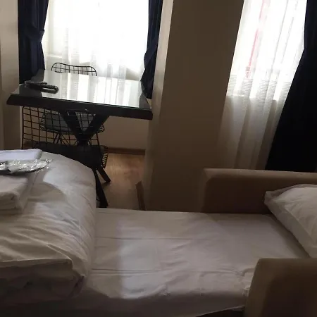 Aparthotel Pera