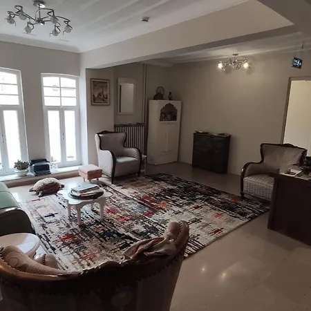 Turkoman Hotel 3*