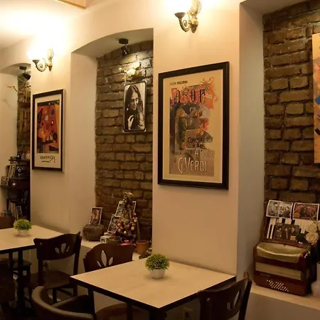 Taksim Hotel *