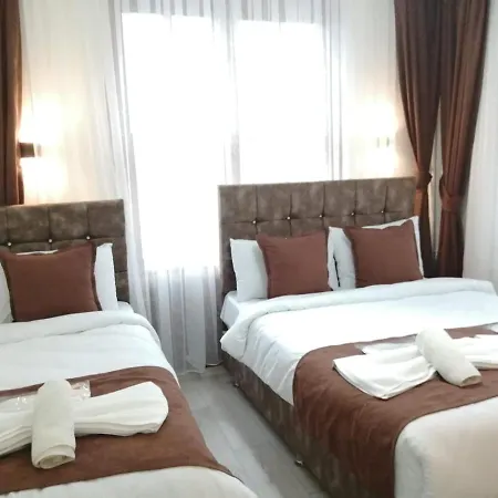 Hotel Dos Hermanos 2*