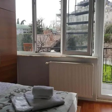 Turgut Hotel 2*