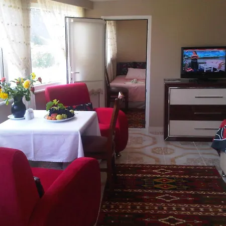 Gizli Bahce Butik * Istanbul