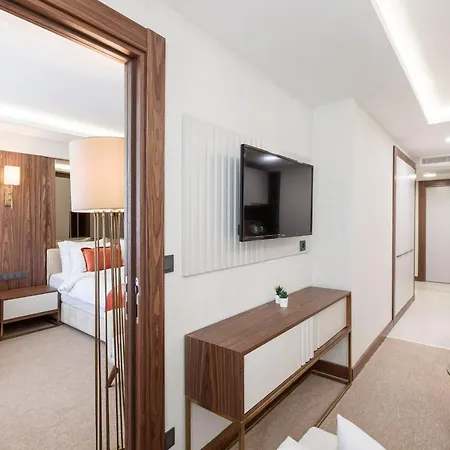 Sherry Karakoey Istanbul