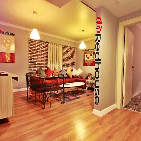 Red House Vip Apartmant Suites Aparthotel 3*