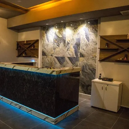 Otel Mugwort & 4*
