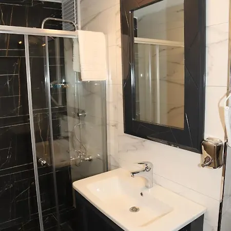 Hotel Grand Kavi