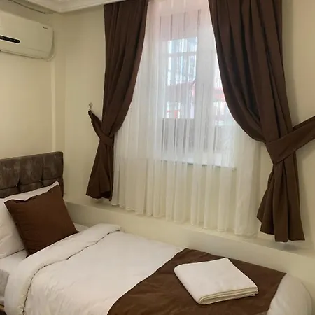 Hotel Dos Hermanos 2*