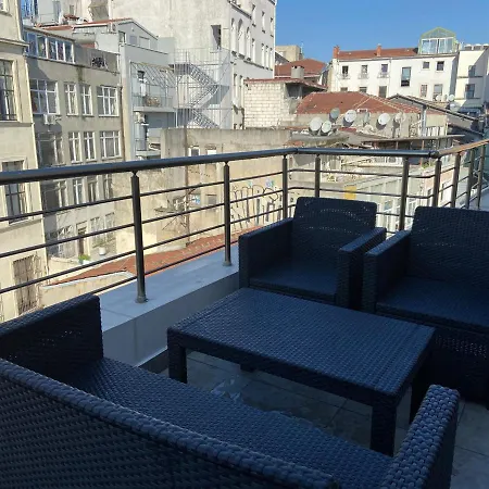 Hotel Liberi Taksim 3*