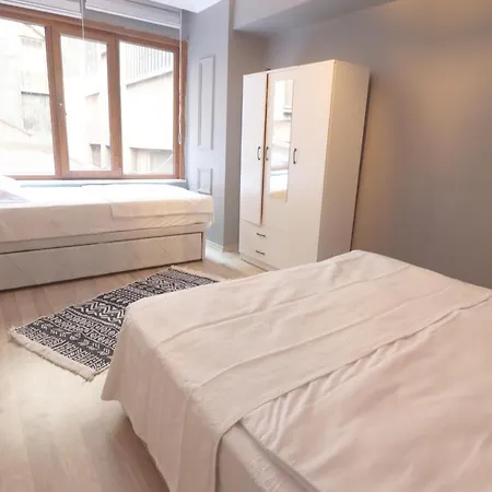 Apartment Aras *