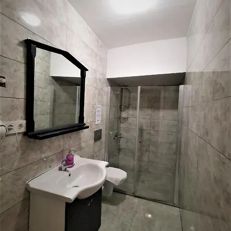 Neva River Flats Taksim Ξενοδοχείο *