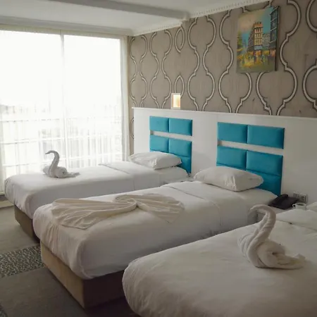 Comfort Downtown Hotel 4*