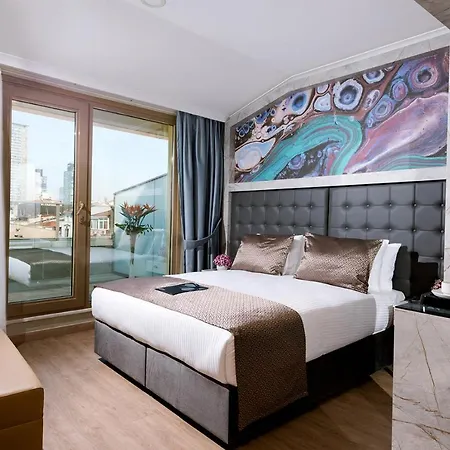 Four Sides Sisli Hotel 4*