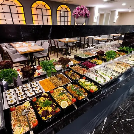 Four Sides Sisli Hotel 4*