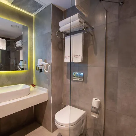 Nova Plaza Crystal & Spa