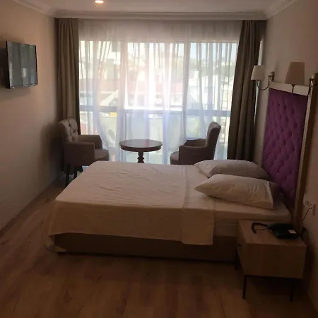 Отель Cadde Bakirkoey 2*