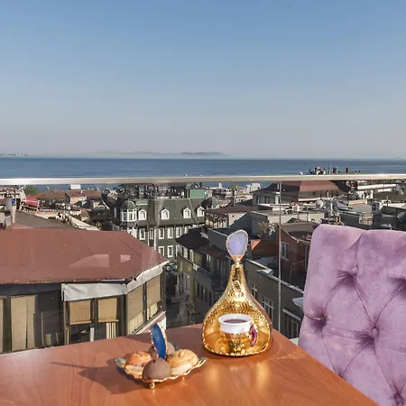 Hotel Magnaura House 3*