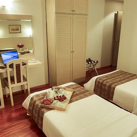 Hotel Burckin Park 3*