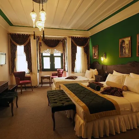 Rose Garden Hotel