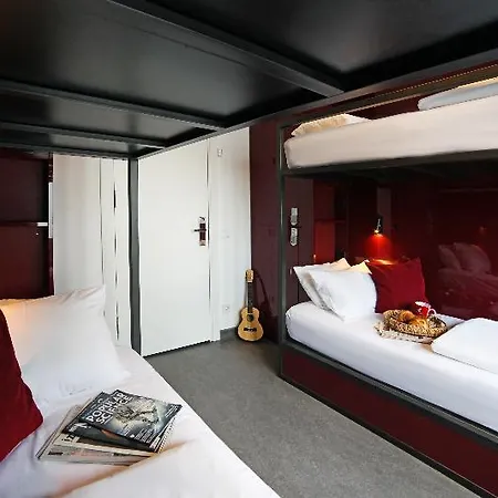 Hostel Wabi Sabi *