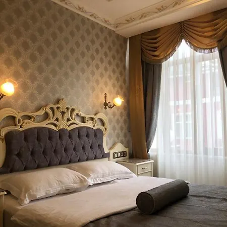 Nayla Palace Hotel 2*