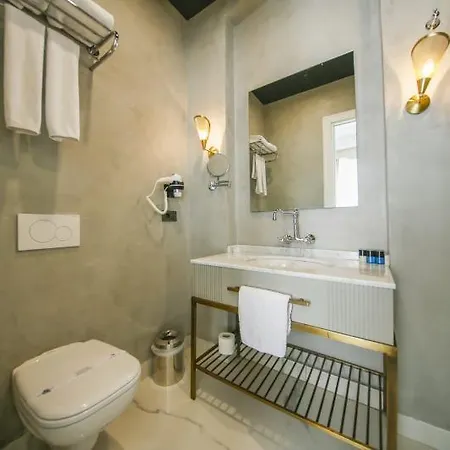 Royal Tophane Ξενοδοχείο 3*