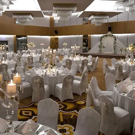La Quinta By Wyndham Gunesli Hotel Istanbul