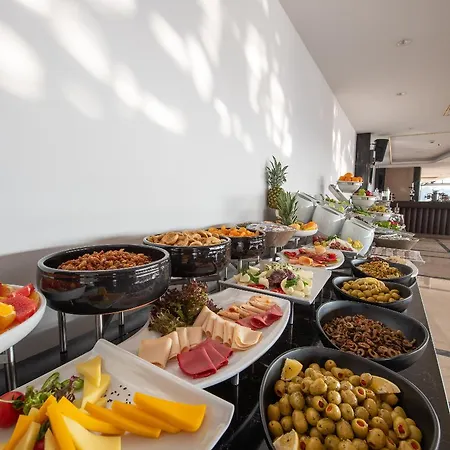 Hotel Nova Plaza Pera 4*