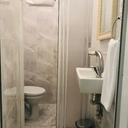 La Mer Pansiyon Hotel 3*