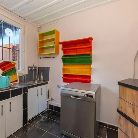 Hostel Taksim Wooden House *