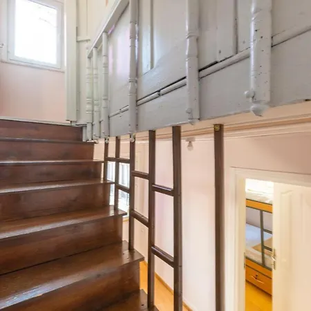 Hostel Taksim Wooden House Istanbul