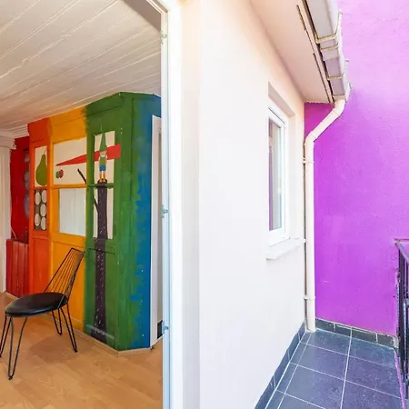 Hostel Taksim Wooden House *